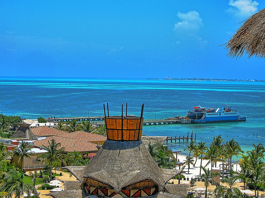 Small marina at Punta Sam for whale shark tours